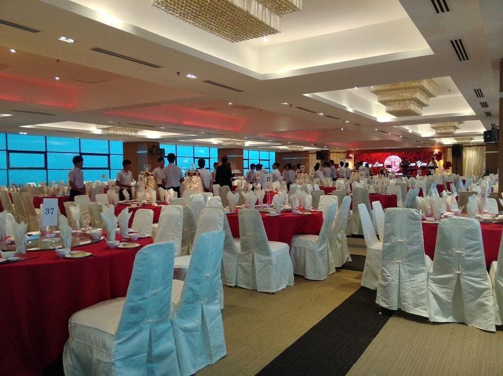 Hotel Excelsior Ipoh Esterno foto